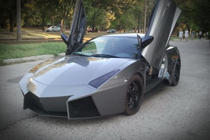 Житель Одессы построил собственную Lamborghini Reventon