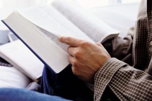 Треть россиян не читают книги