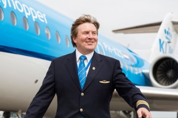 Король Нидерландов инкогнито трудится пилотом пассажирской авиакомпании