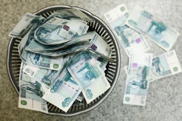 Правительство РФ призналось в искусственной девальвации рубля
