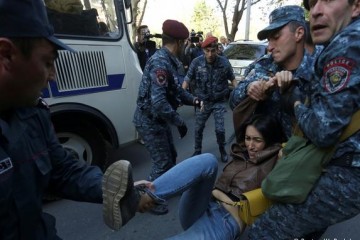 В Армении арестован президент