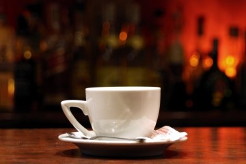 Кофеин тормозит биочасы