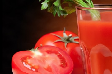 Учёные разгадали тайну популярности томатного сока в небесах
