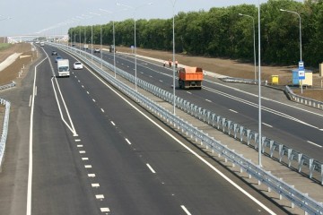В каждый км асфальта дороги Краснодар – Крымский мост вкатают ₽1 млрд