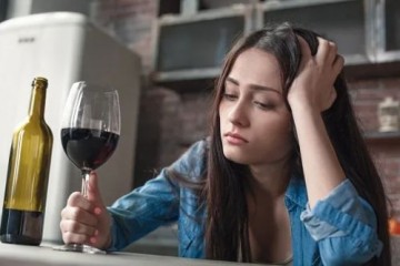 Даже глоток алкоголя может вызвать зависимость