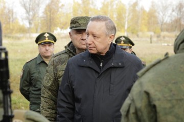 Петербуржцы назвали Беглова бесполезным губернатором, посоветовав ему отправиться на передовую