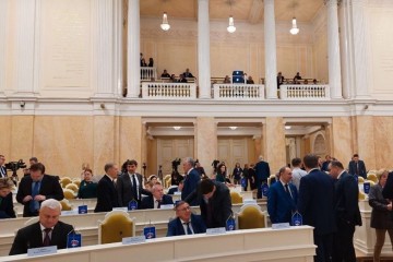 Депутаты ЗакСа Петербурга не проявили интереса к вопросу использования резервного фонда — СМИ