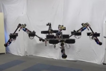 Исследователи представили первого шагающего робота, стабильно перемещающегося в воздухе
