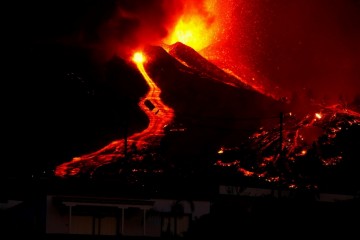 Один из самых смертоносных вулканов в мире проснется в ближайшие дни, проспав 38 лет