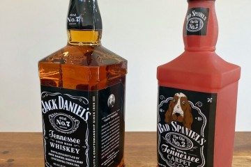 Jack Daniel's выиграл дело против создателей игрушки, смешавшей виски с дерьмом