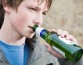 Употребление алкоголя в подростковом возрасте вредит строению костей