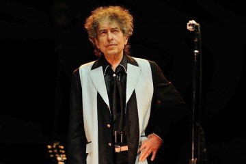 Боб Дилан онемел на две недели из-за Нобелевской премии
