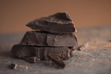 Ученые уточнили, какой именно шоколад полезен