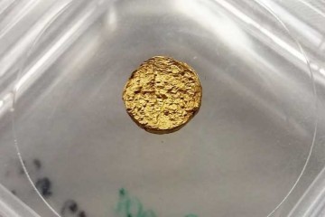 Ученые создали золото из пластика
