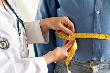 Ожирение, диабет и другие болезни века передаются от человека человеку?