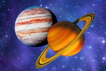 Сегодня россияне смогут увидеть уникальное «великое соединение» небесных гигантов