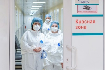 В годы перед пандемией из российских больниц уволили треть младшего медперсонала
