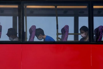 В Гонконге появились автобусы против бессонницы