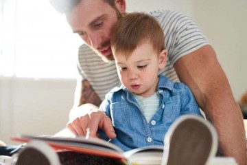 Чтение детям вслух может сделать их умнее