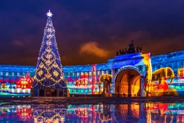 На Новогоднюю елку Смольный выделит из казны Петербурга на 1,5 млн рублей больше, чем в прошлом году