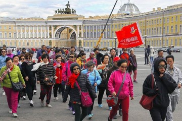 Пиотровский рассчитывает на помощь Китая в восстановлении турпотока в Петербурге