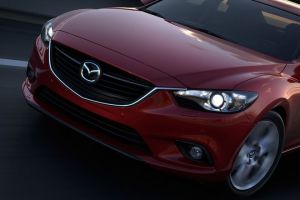 Mazda отзывает 90 тыс. авто