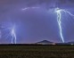 Австралийские исследователи раскрыли тайну, почему молния движется зигзагом